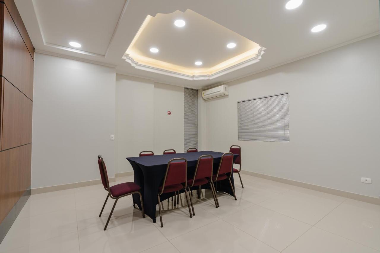 Hotel Caiua Express Умуарама Экстерьер фото