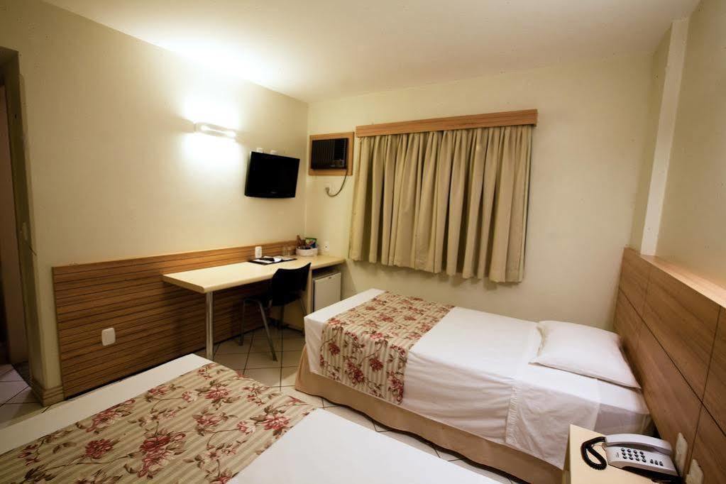 Hotel Caiua Express Умуарама Экстерьер фото